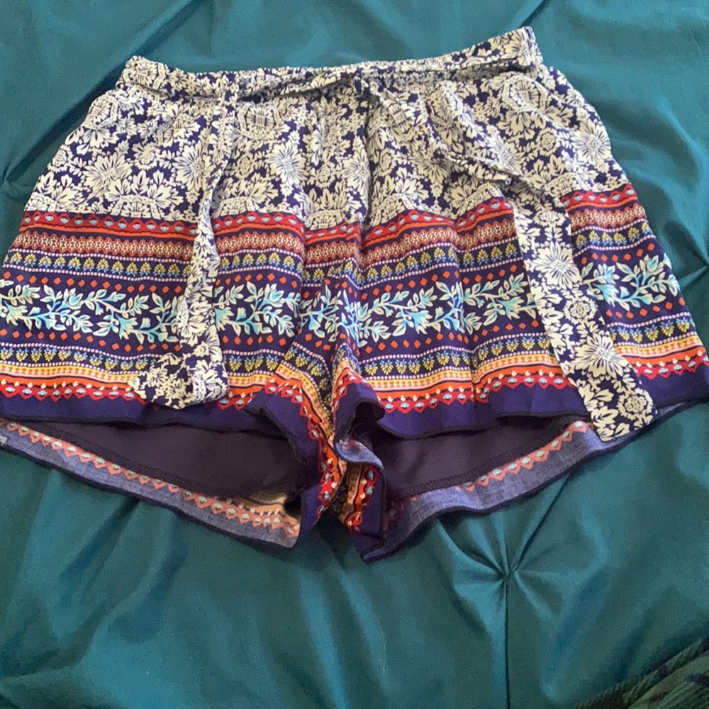 Flowy shorts